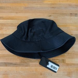 Illustrated Example British Millerain Bucket Hat